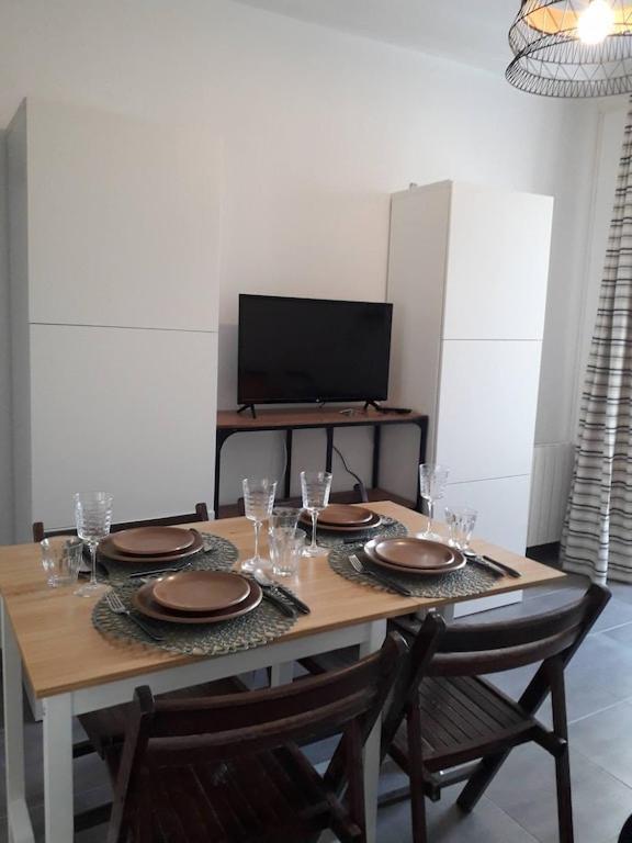 Le Roche B Appartement Férel Buitenkant foto
